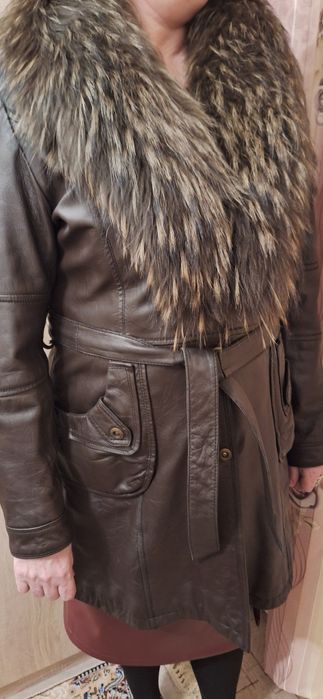 Продам куртку кожанную