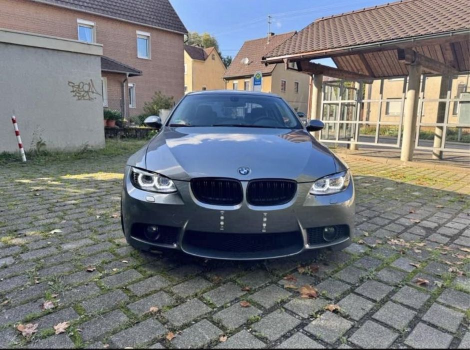 bmw  e92 325i  2007