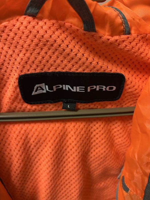 Jacheta alpinepro mea2 dama 100 lei