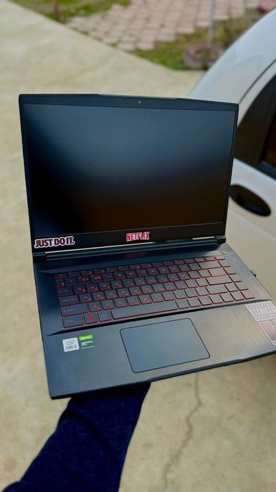 MSI Igravoy noutbuk