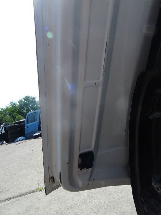 Vand Usa Fata Stanga Mercedes Sprinter din 2005 volan pe stanga fara rugina fara lovituri
