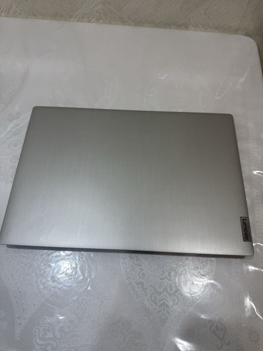 Lenovo IdeaPad 3 15IGL05