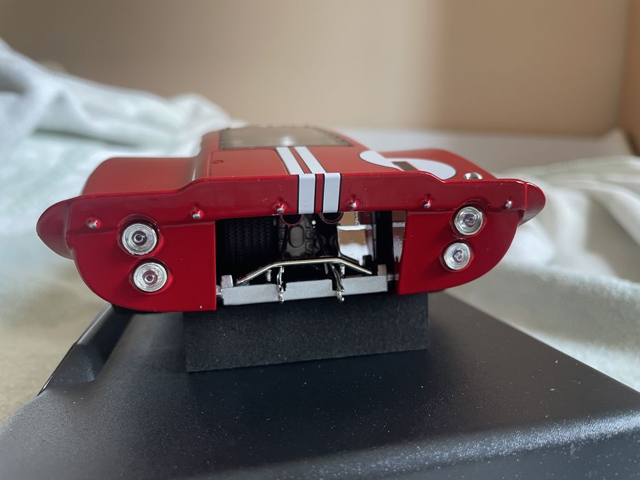 FORD GT40 MK IV - 1:18 - Shelby collectibles.