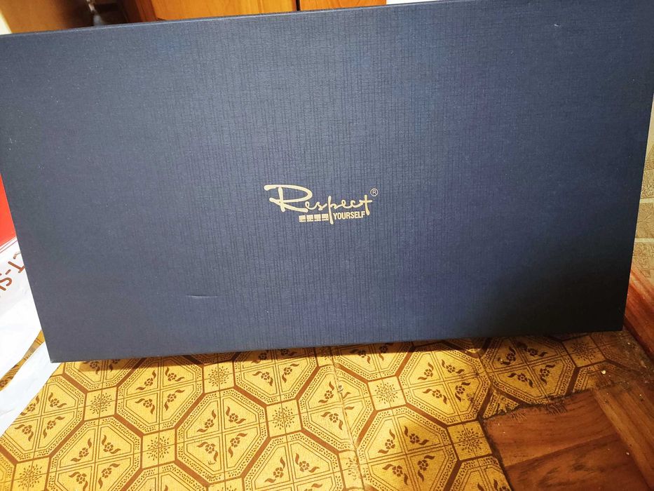 Продам женские сапоги