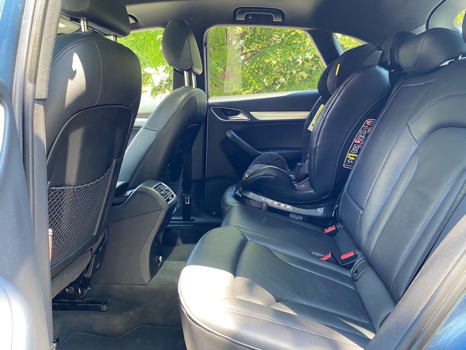 AUDI Q3 2.0T 2016г.