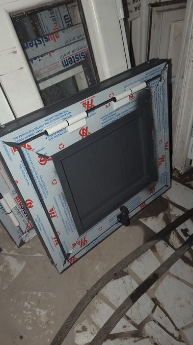 Окна,форточки разного размера бу