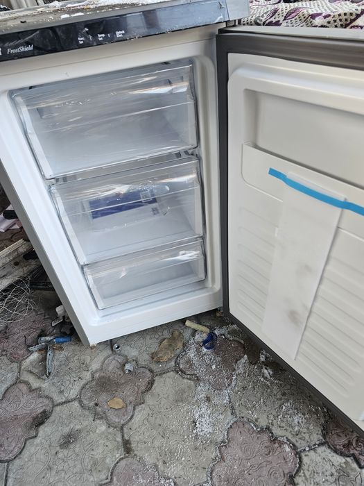 Морозильник 82 литра