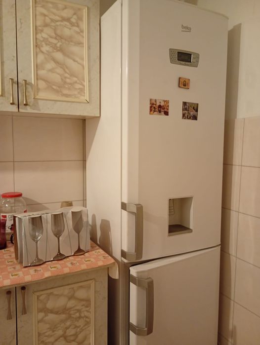 Închiriez apartament cu o camera