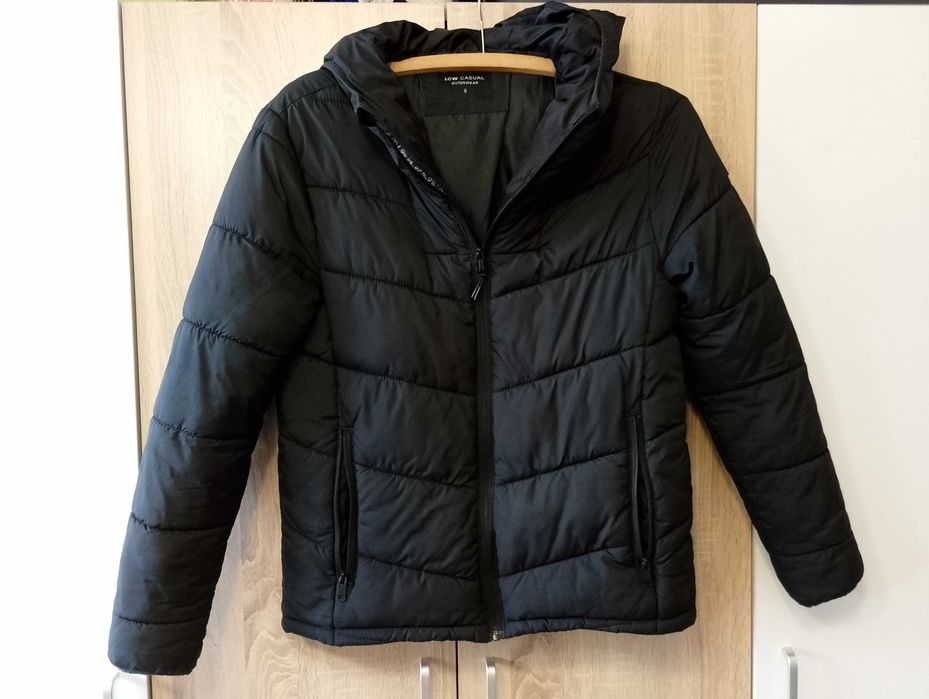 Младежко яке, размер S, марка LSW