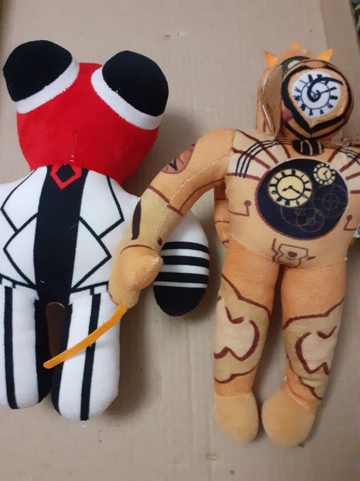 Каждая игрушка по 100 тг.