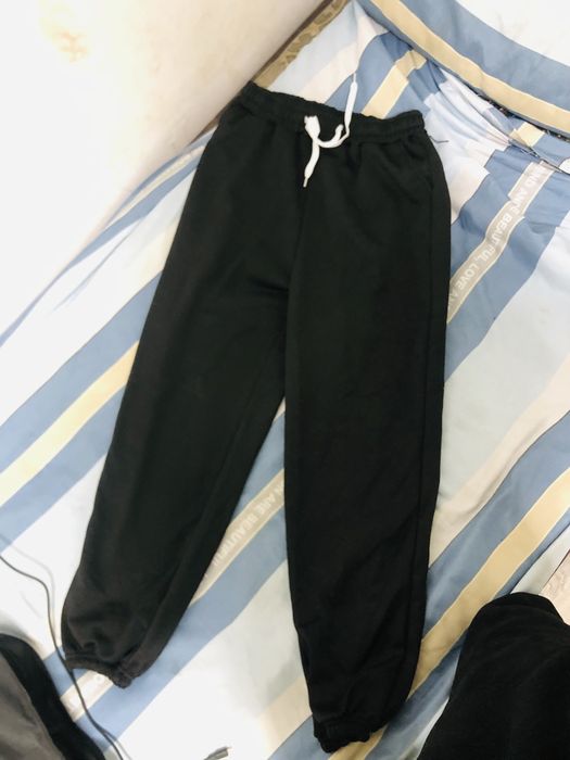 продам одежду спортивку и штаны