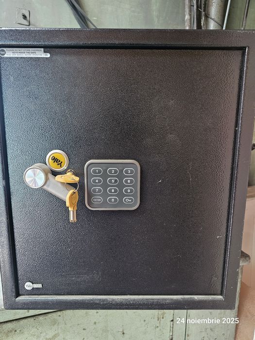 Seif birou Yale in stare foarte buna!