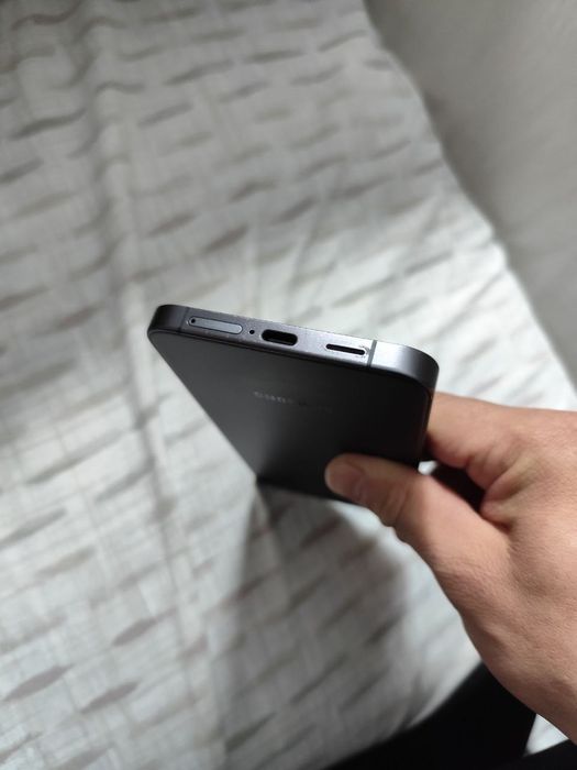 Samsung Galaxy s24+ plus 512gb Exynoss 2400