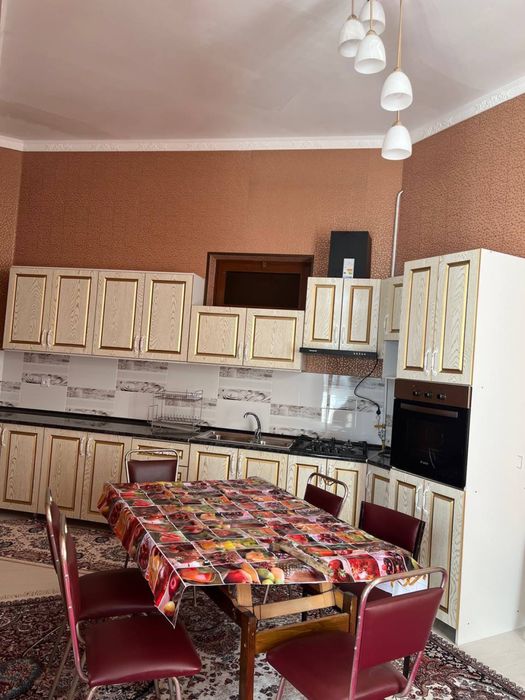 Аренда дома 427 м2  Мирабадский район