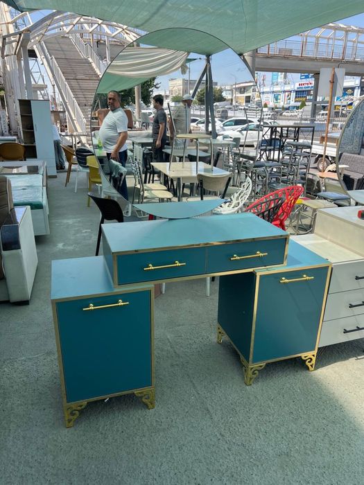 Трюмо, Камод, Tryumo