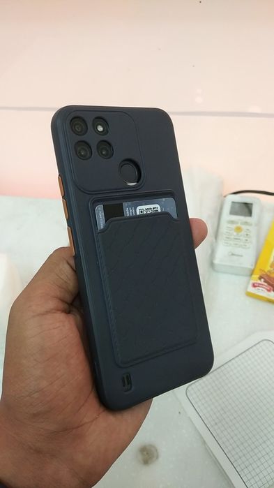 Realme c21. 4/64 tali