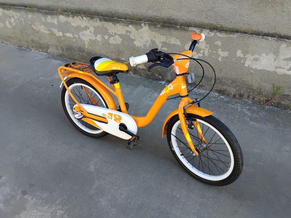 Vând bicicleta din aluminiu pentru copii