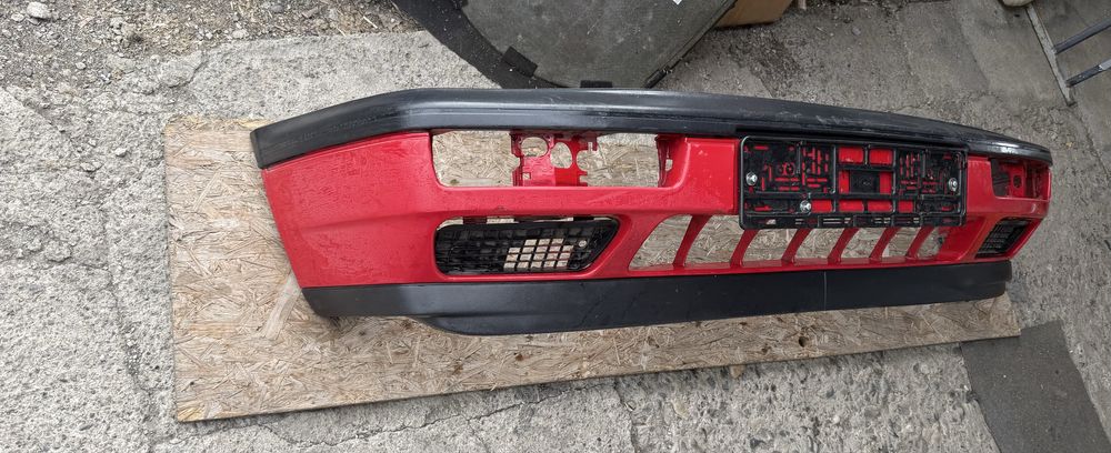 Бампер гольф 3 в наличии привозной