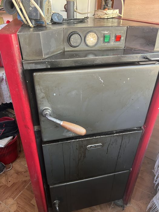 Centrala termica pe lemne + Vas expansiune 50L + cos inox de vanzare !