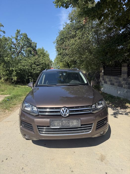 Faruri bixenon vw touareg an 2013 de europa