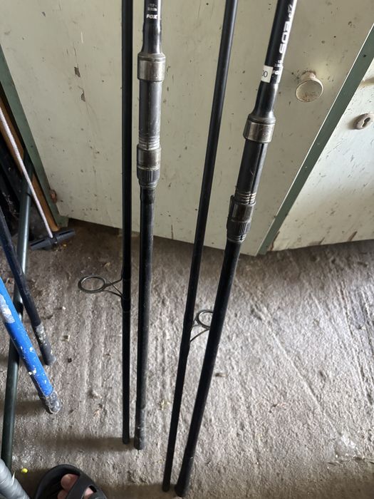 2 lansete Fox Eos 3,5 lbs 3,9m 2 buc