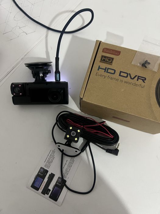 Видеорегистратор и камера заднего вида