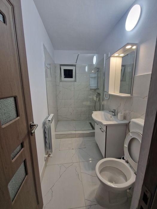 Apartament 2 camere de închiriat