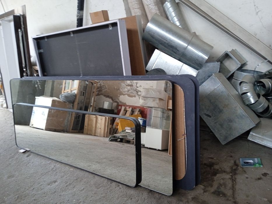 Продам зеркала размеры 2,70 на метр