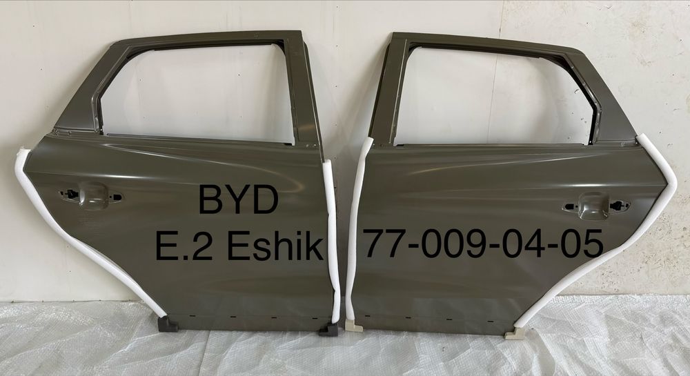 Byd e2 eshik sotiladi