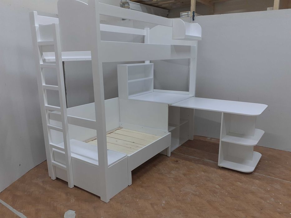 TRANSPORT GRATUIT.Pat etajat cu loc suplimentar si birou.cod 2451