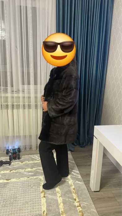 Продаю норковую шубу
