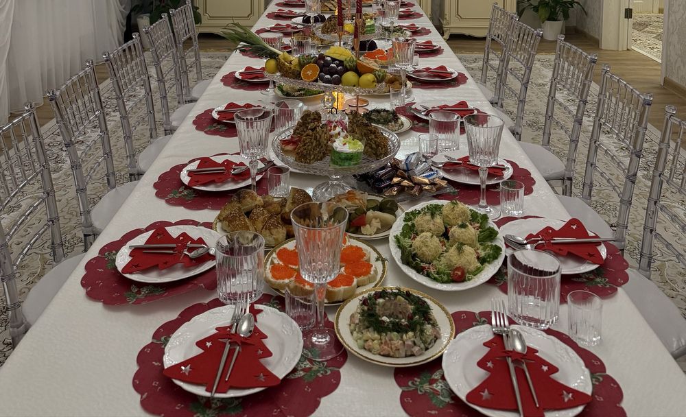 Аренда хрустальных стульев