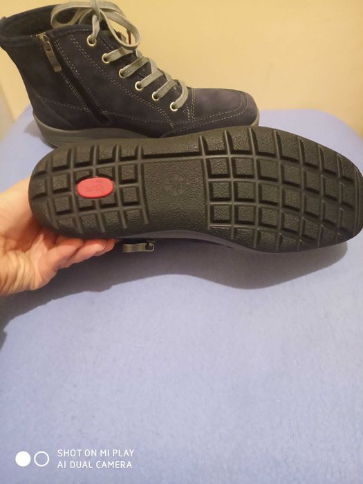 Непромокаеми боти/ботуши Ara, Tamaris и Timberland номер 39.