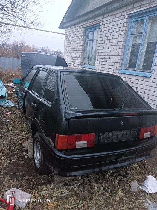 Продается машина. Не ходит. Все записи на месте.