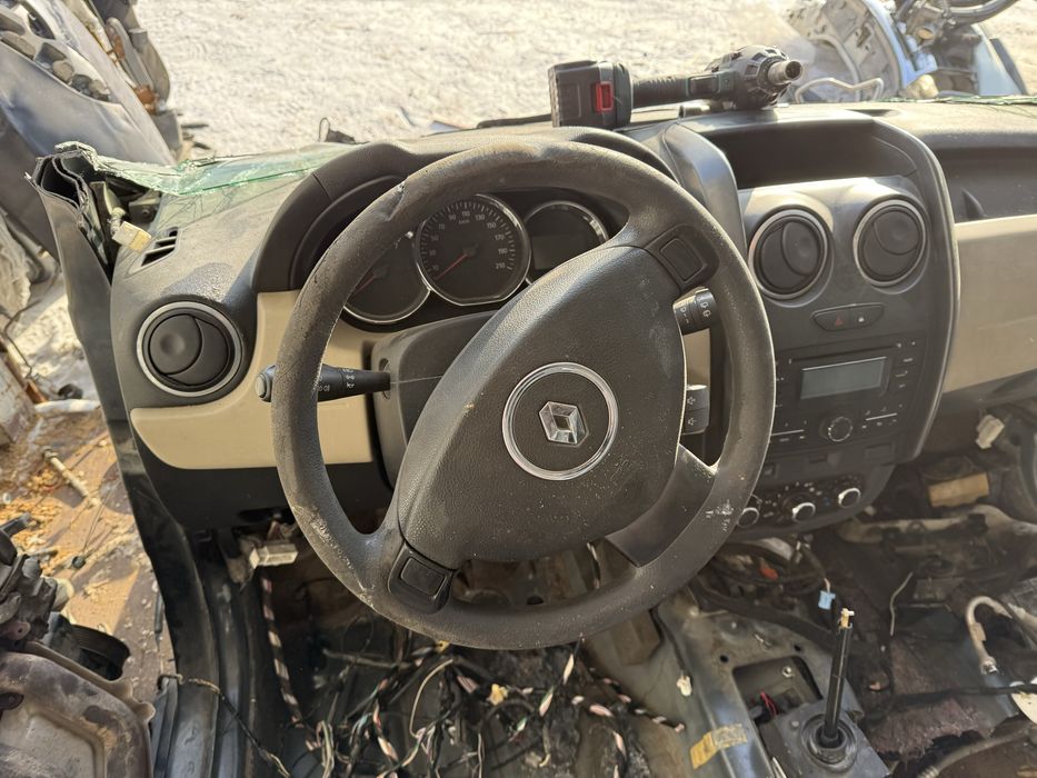 Торпеда, панель на Рено Дастер Renault Dastur