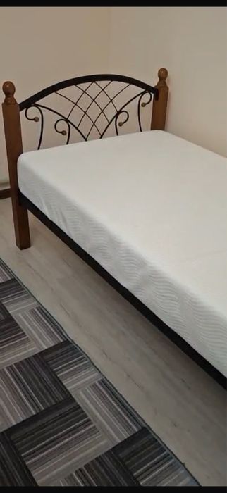 Кровать двуспальная кровать