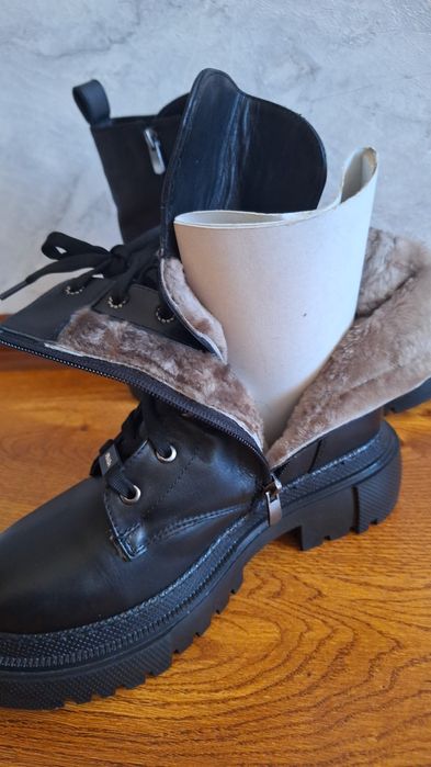 Продам НОВЫЕ зимние ботинки