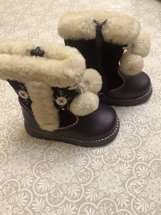 Сапожки для девочки