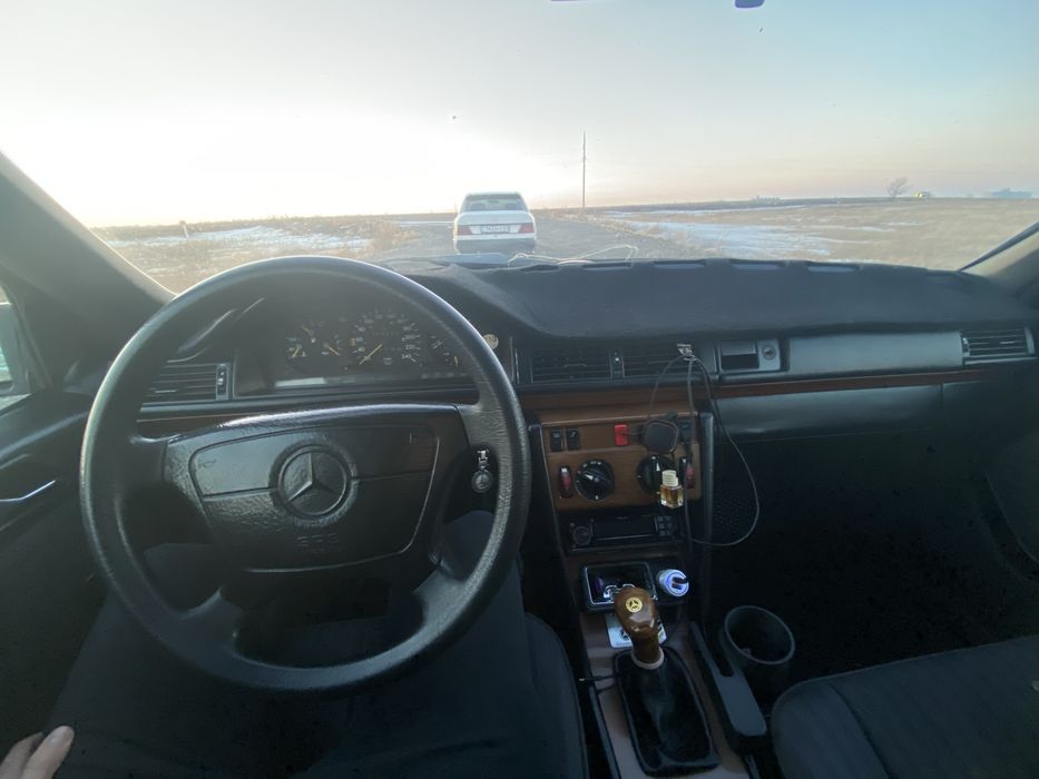 Mersedes e220 w124 mkpp5 m111