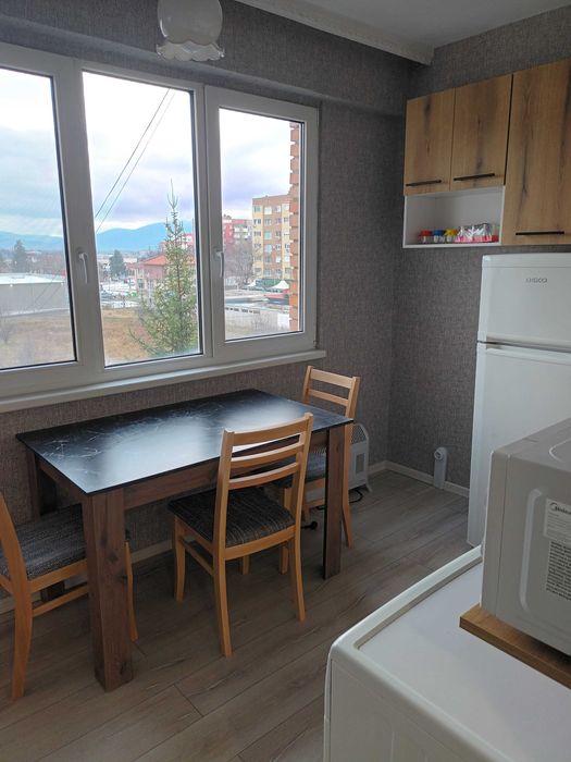 Дава се под наем Двустаен апартамент в Кюстендил, Запад - 67 кв.м за 255 € - Снимка #5