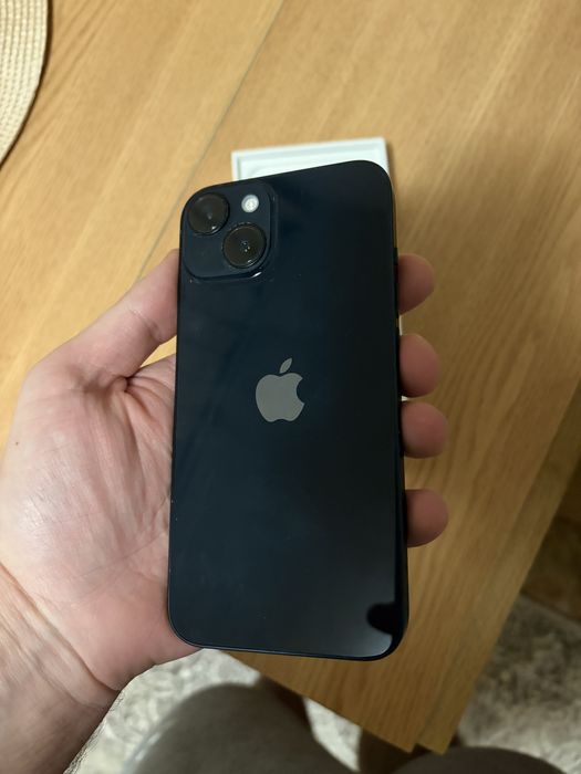 Vand iphone 14 stare foarte buna