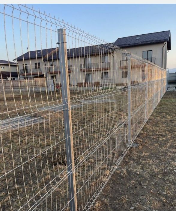 Vândă garduri din plasa bordurată