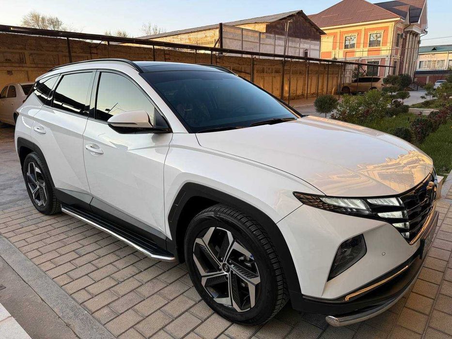 Hyundai Tucson FULL POZITSIYA сотилади