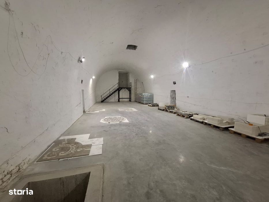 Inchiriez spatiu comercial 600 mp zona Aradul Nou ID: 45202