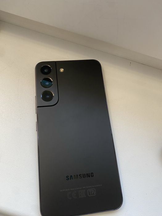 Продам Samsung s22 256gb