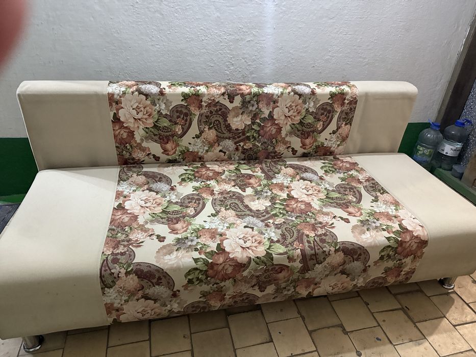 Продам  софу  в  отличном состоянии