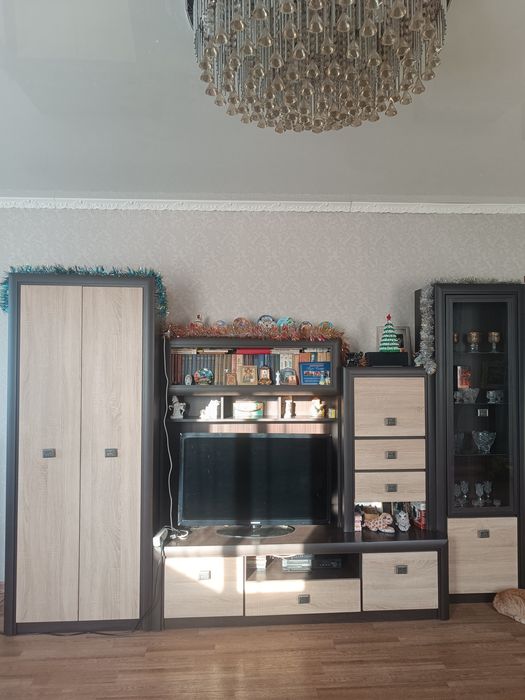 Стенка в гостиную