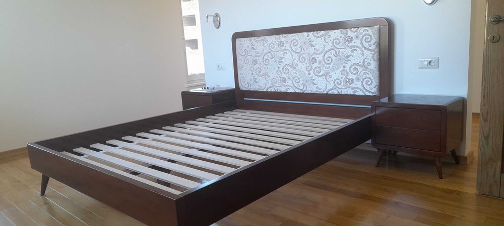 pat matrimonial 160x200 cu 2 noptiere