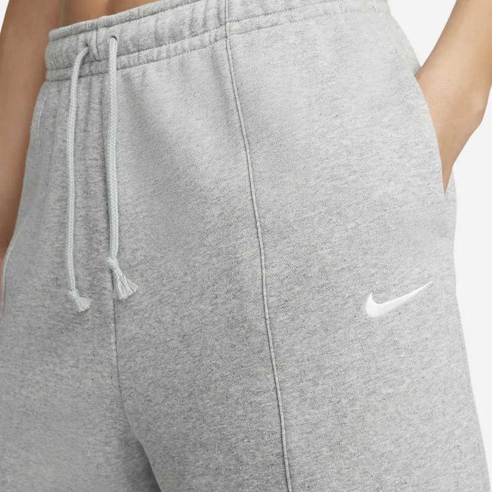Найк Nike Essential Fleece женски къси панталони къс панталон шорти XL