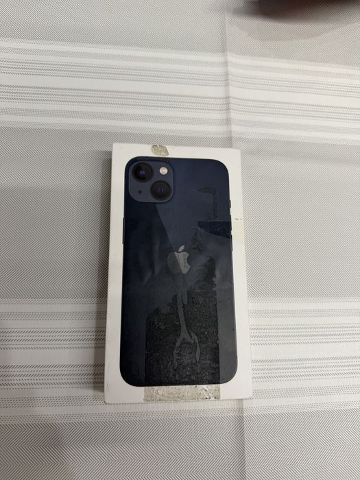 Iphone 13, черного цвета